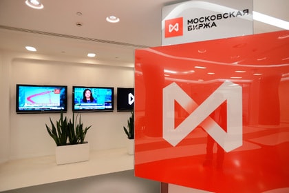 Курс доллара превысил 60 рублей