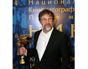 Лауреат национальной кинопремии «Ника» за лучшую мужскую роль в фильме Алексея Германа «Трудно быть богом», 2015 г. 
