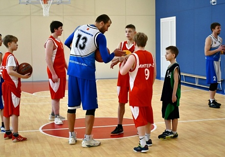 Работники АО «Транснефть – Север» провели мастер-класс для воспитанников Детского дома № 2 г. Ухты